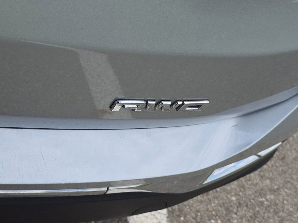 Used 2020 GMC Terrain SLT w/ Preferred Package AWD/4WD image 7