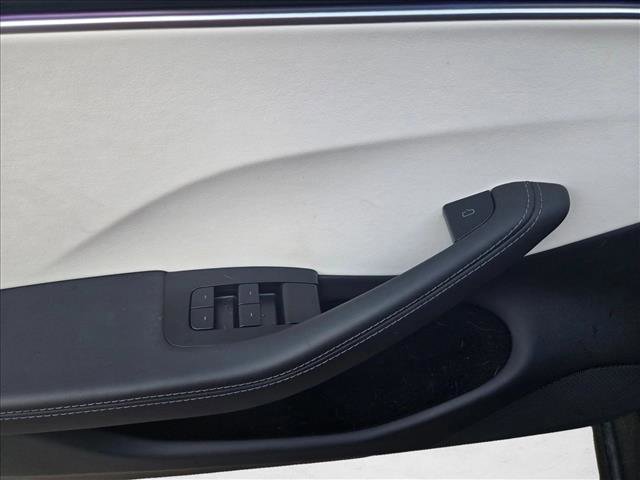 Used 2025 Tesla Model 3 Long Range image 12