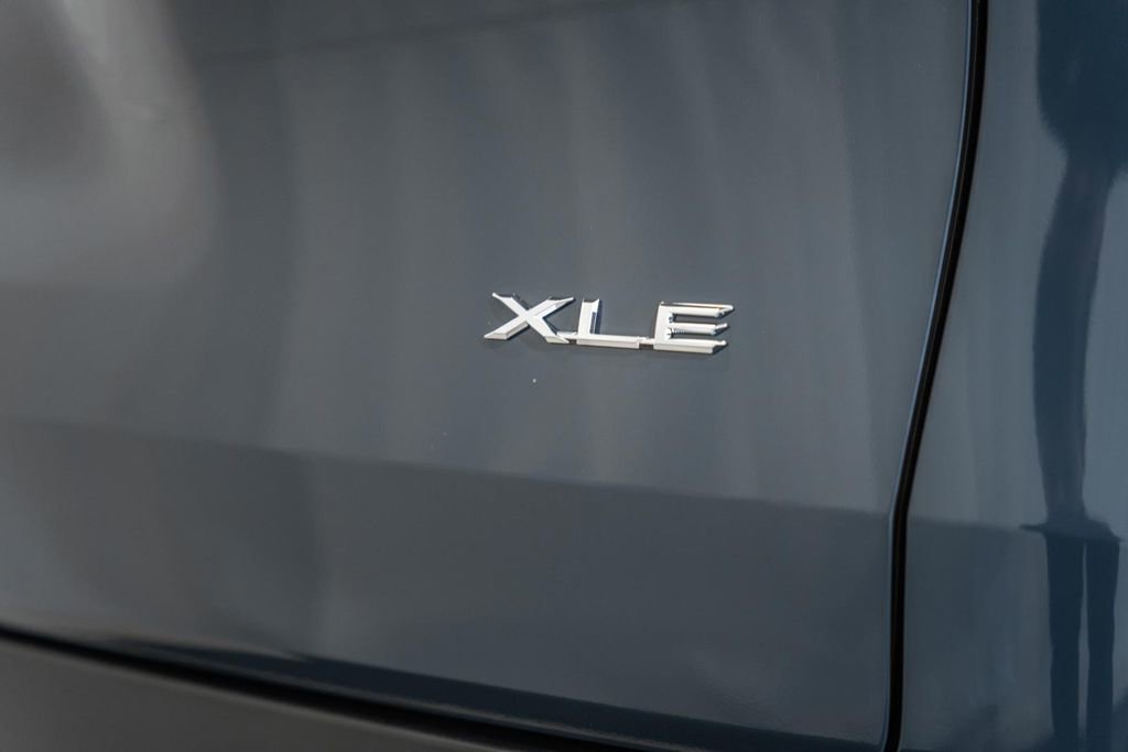 New 2026 Toyota Grand Highlander XLE image 7