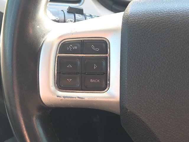 Used 2020 Dodge Journey SE w/ SE Popular Equipment Group FWD image 35