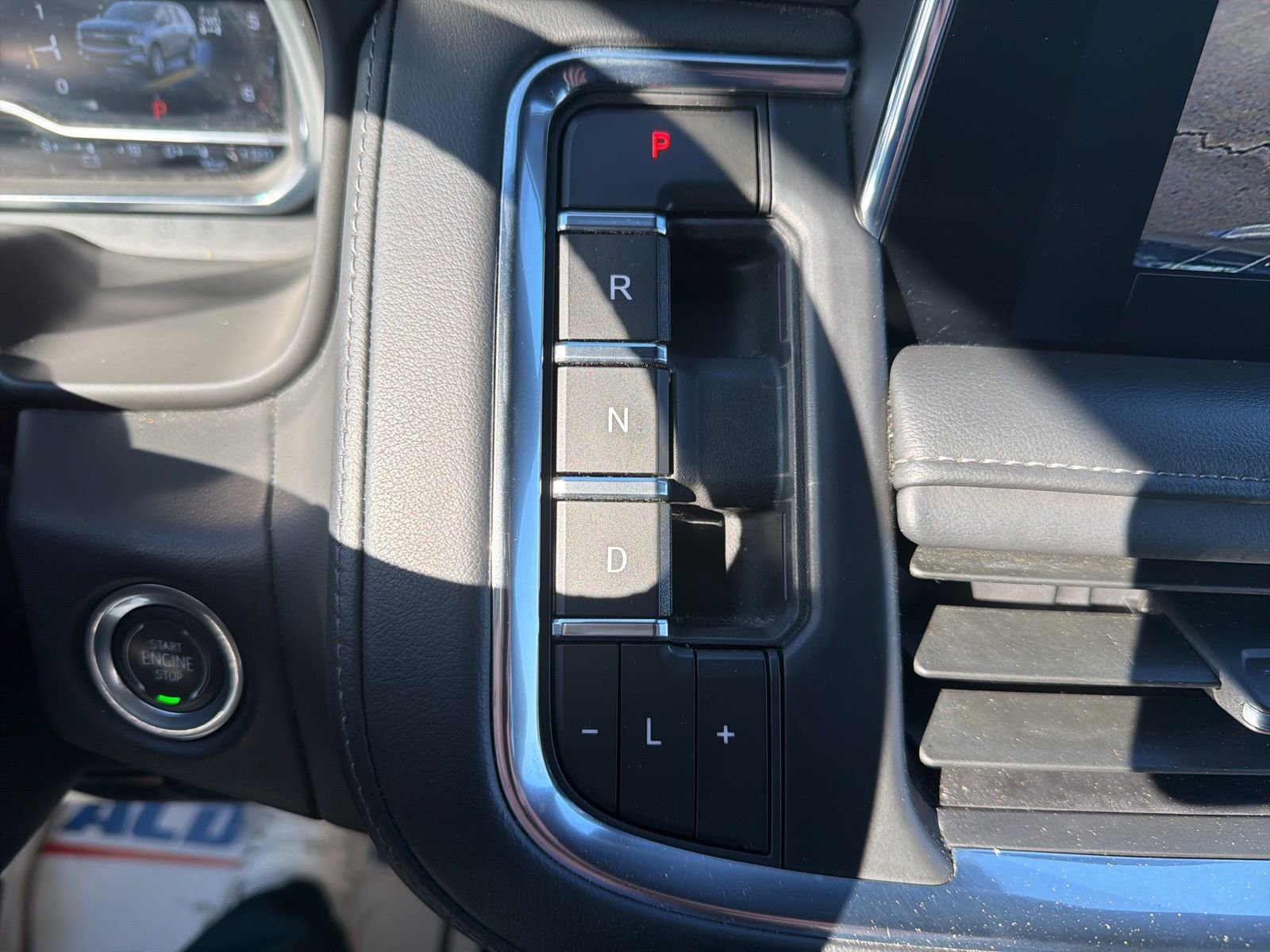 Used 2024 Chevrolet Tahoe LT image 18