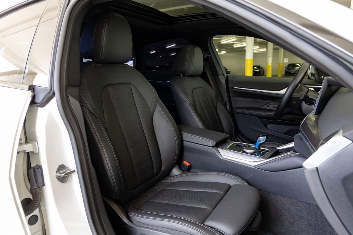 Certified 2023 BMW i4 M50 image 33
