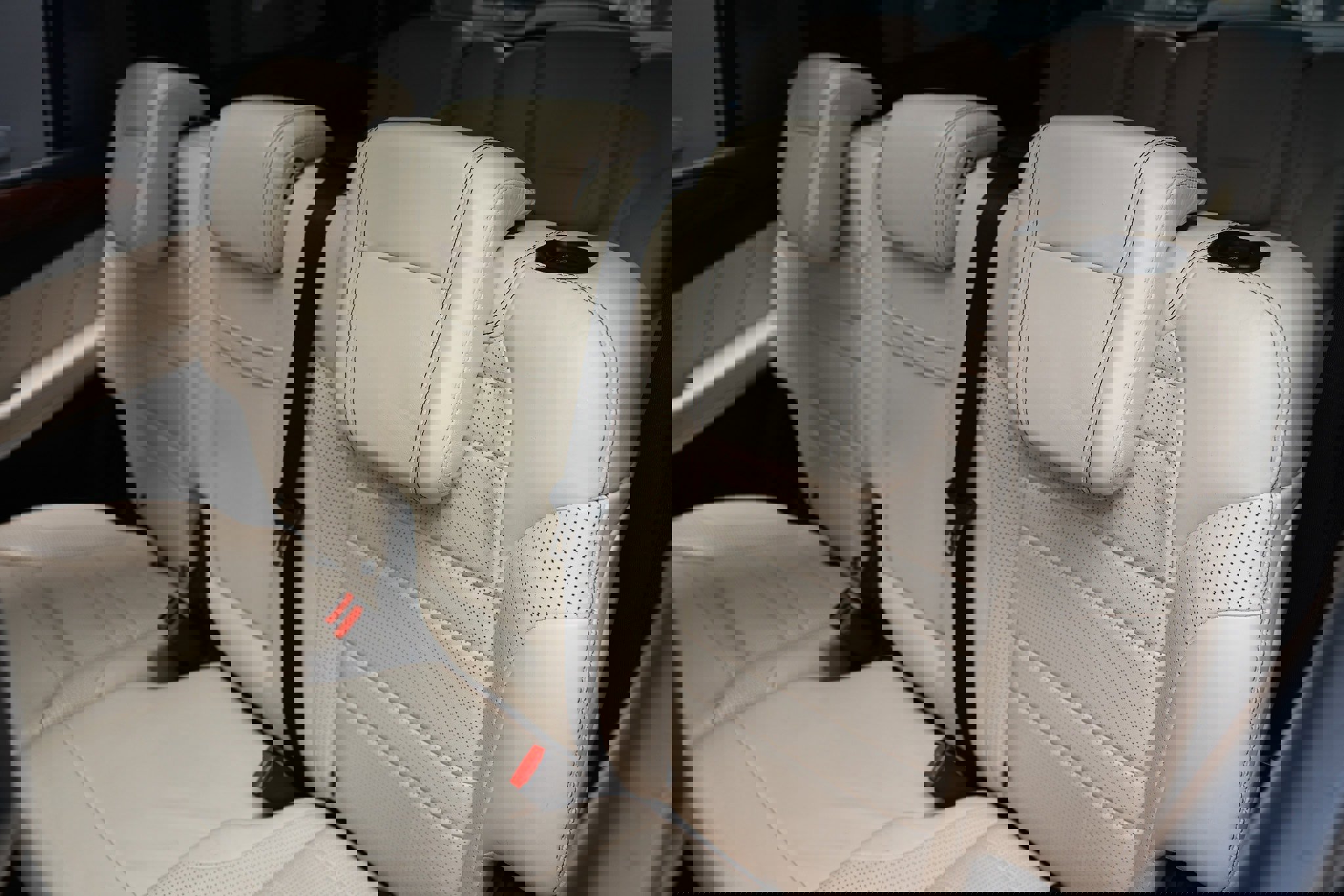 Used 2015 Mercedes-Benz GL 63 AMG 4MATIC image 11