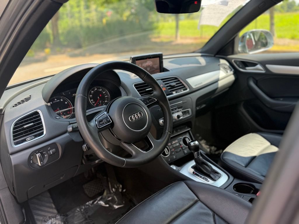 Used 2016 Audi Q3 2.0T Premium Plus w/ Technology Package AWD/4WD image 11