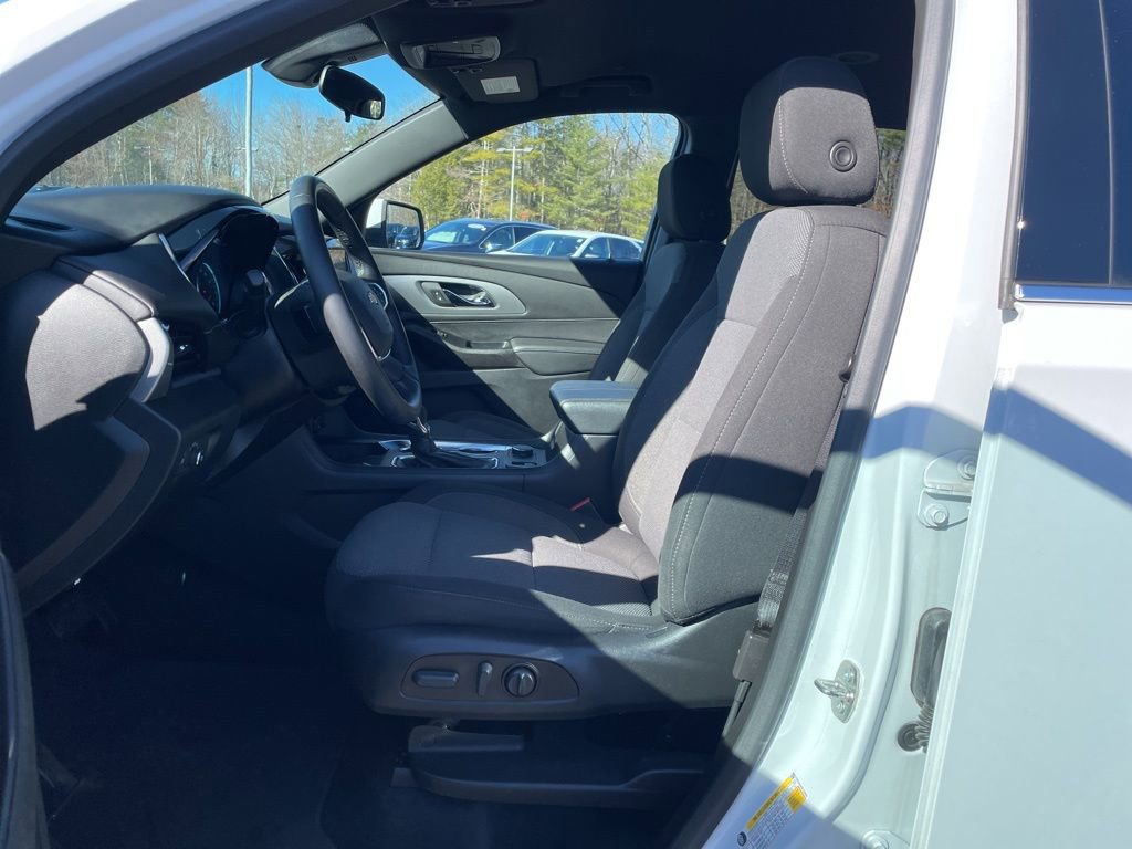 Used 2023 Chevrolet Traverse LT AWD/4WD image 31