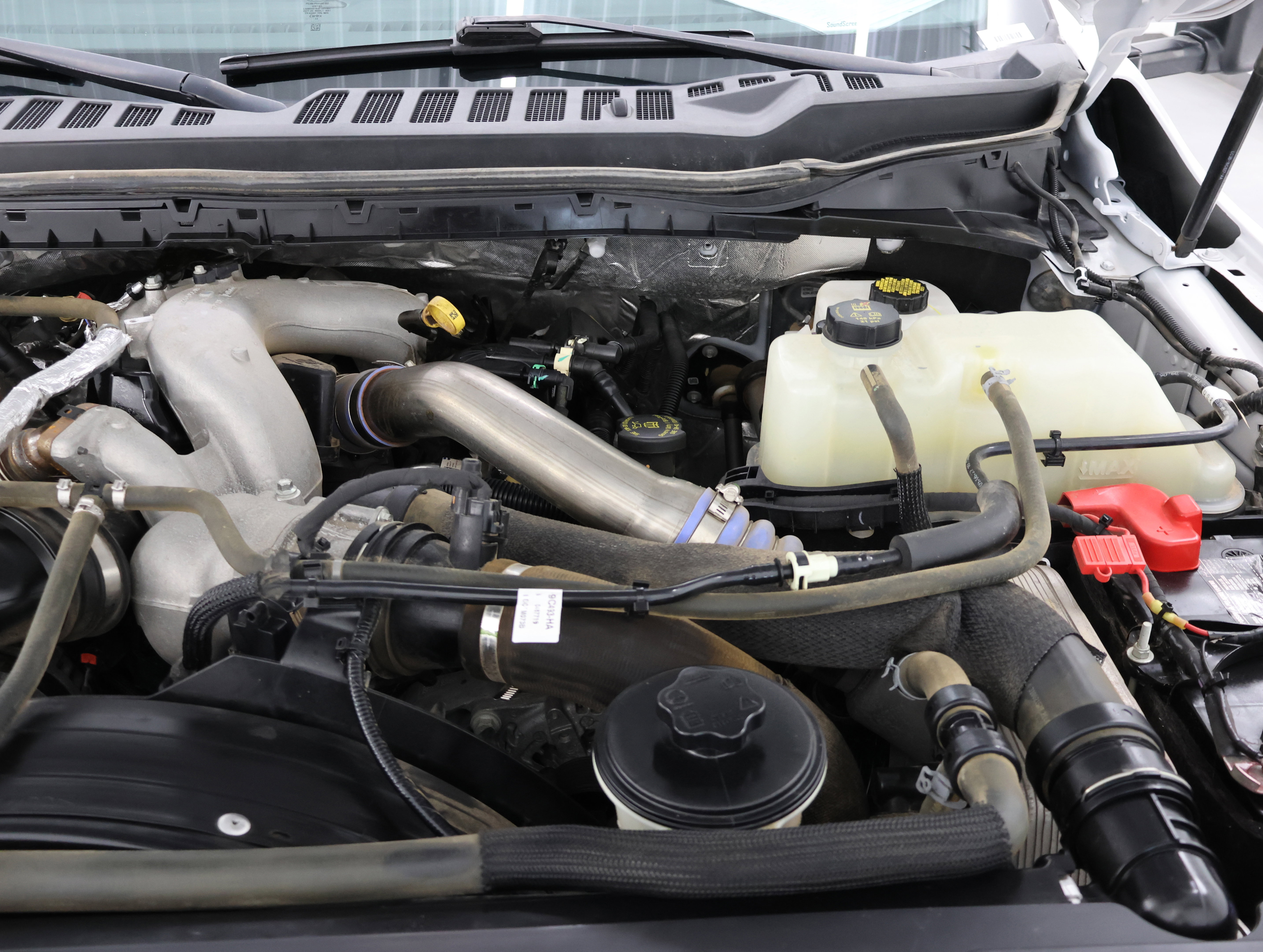 Used 2023 Ford F350 Lariat w/ FX4 Off-Road Package image 21