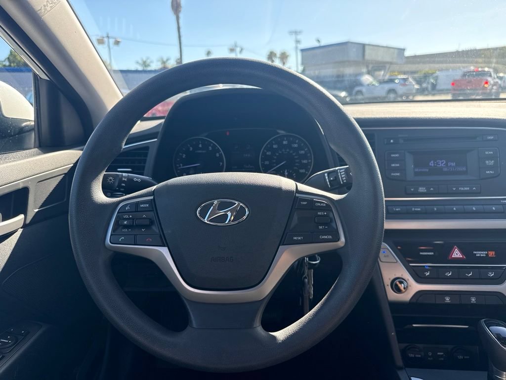 Used 2018 Hyundai Elantra SE FWD image 10