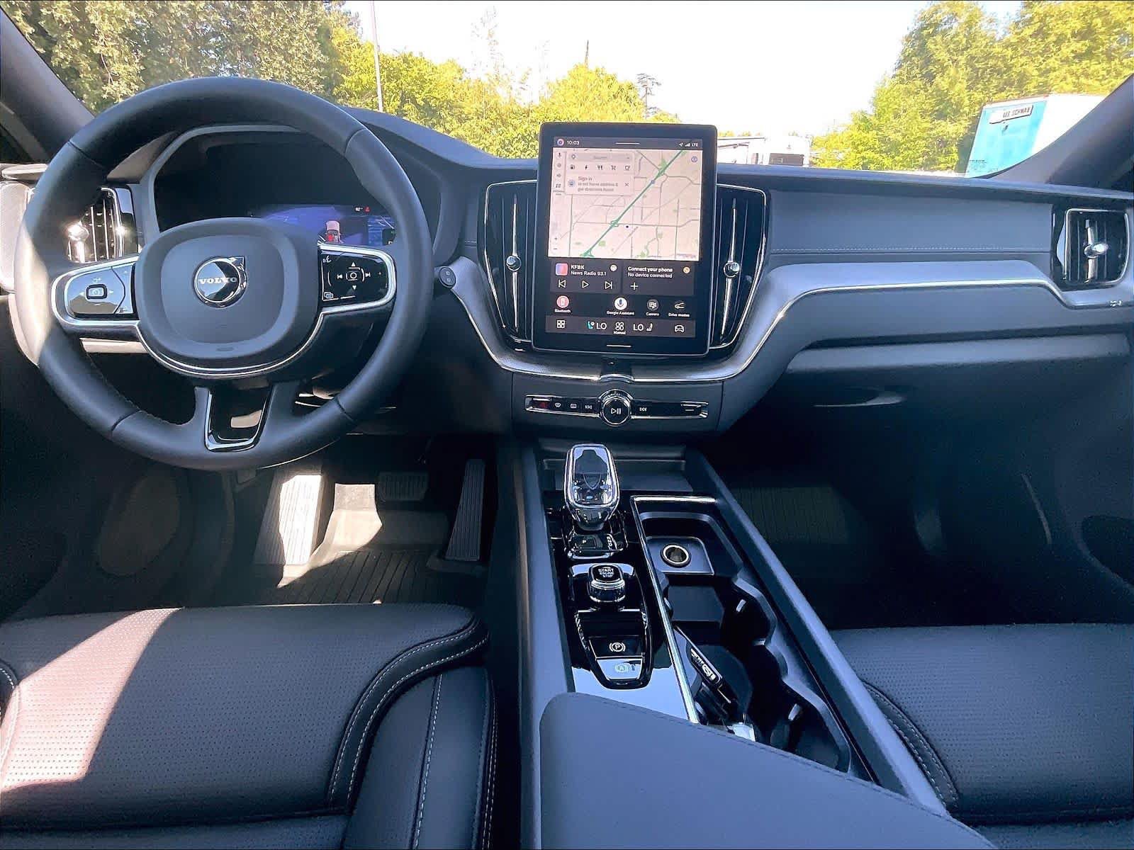 New 2026 Volvo XC60 T8 Ultra w/ Protection Package Premier AWD/4WD image 7