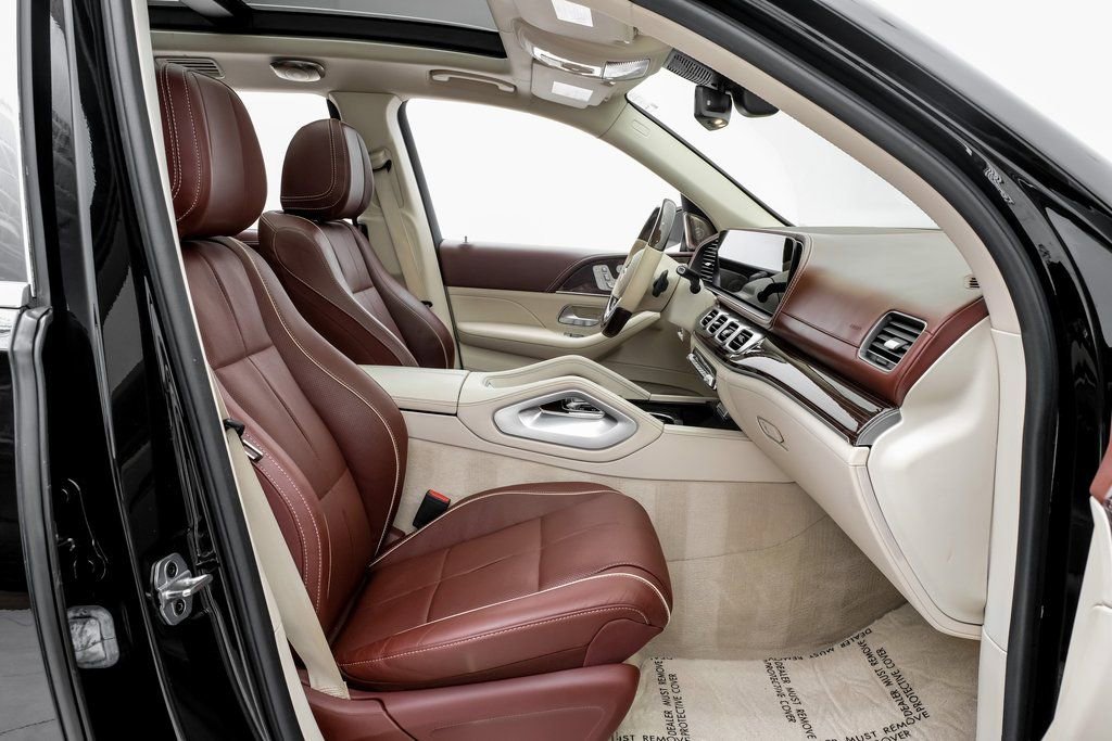 Used 2022 Mercedes-Benz Maybach GLS 600 4MATIC image 30