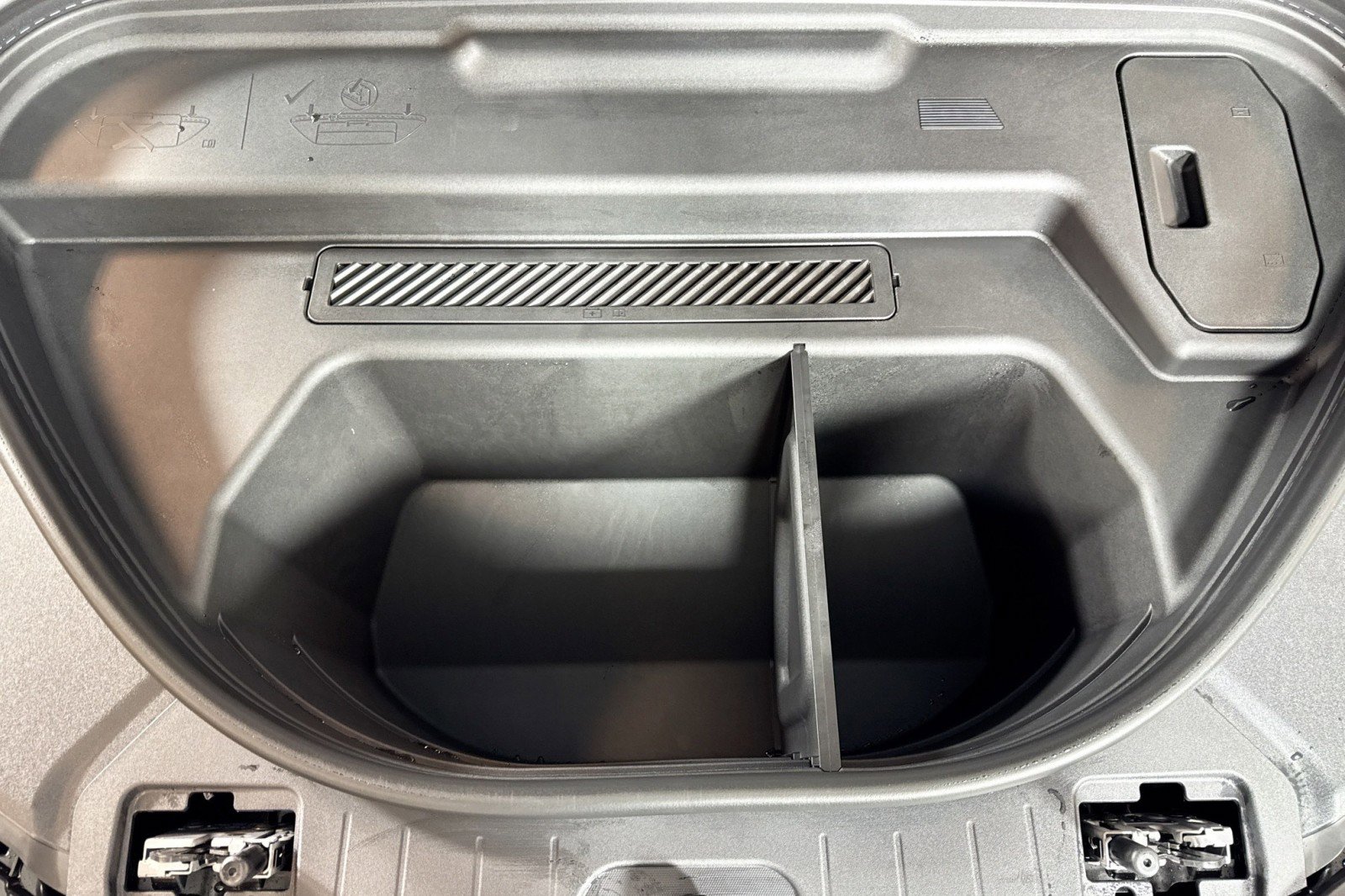 New 2027 Audi SQ6 e-tron Premium Plus image 27