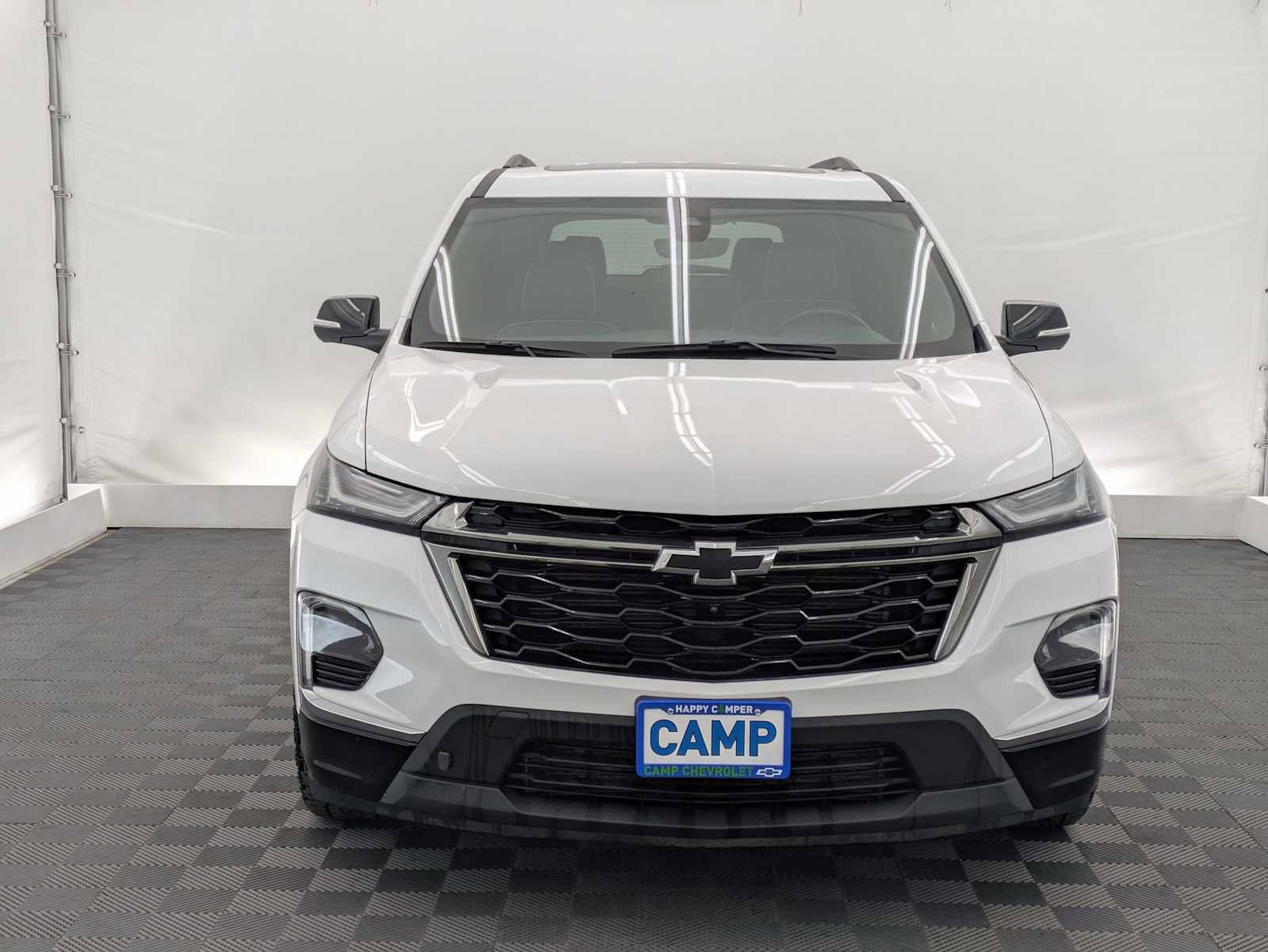 Used 2024 Chevrolet Traverse Premier w/ Redline Edition AWD/4WD image 9