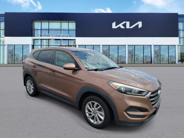 Used 2016 Hyundai Tucson SE FWD image 2
