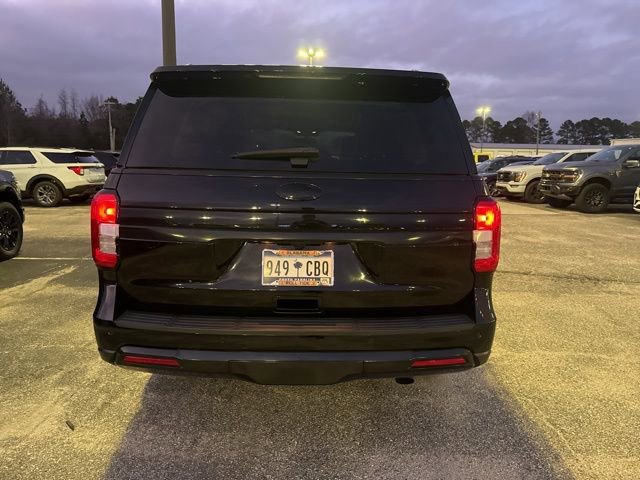 Used 2023 Ford Expedition XLT image 4