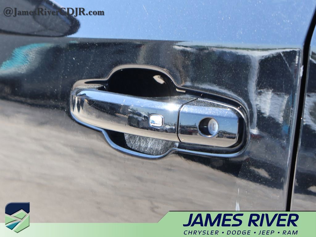 Used 2025 Chevrolet Silverado 1500 LT image 19
