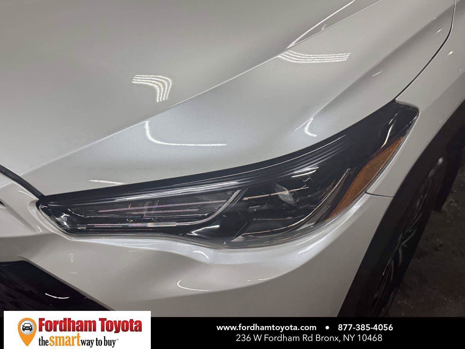 Used 2024 Toyota Corolla Cross AWD Hybrid image 8