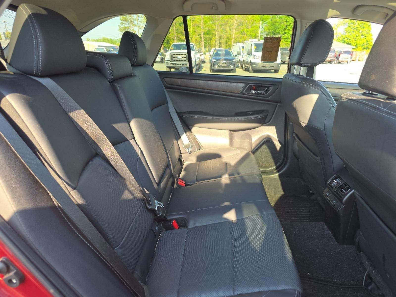 Used 2017 Subaru Outback 2.5i Limited AWD/4WD image 13