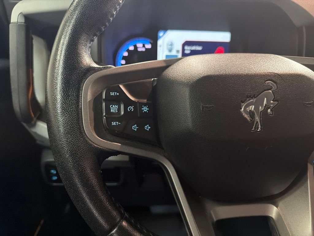 Used 2023 Ford Bronco Badlands w/ Sasquatch Package AWD/4WD image 17
