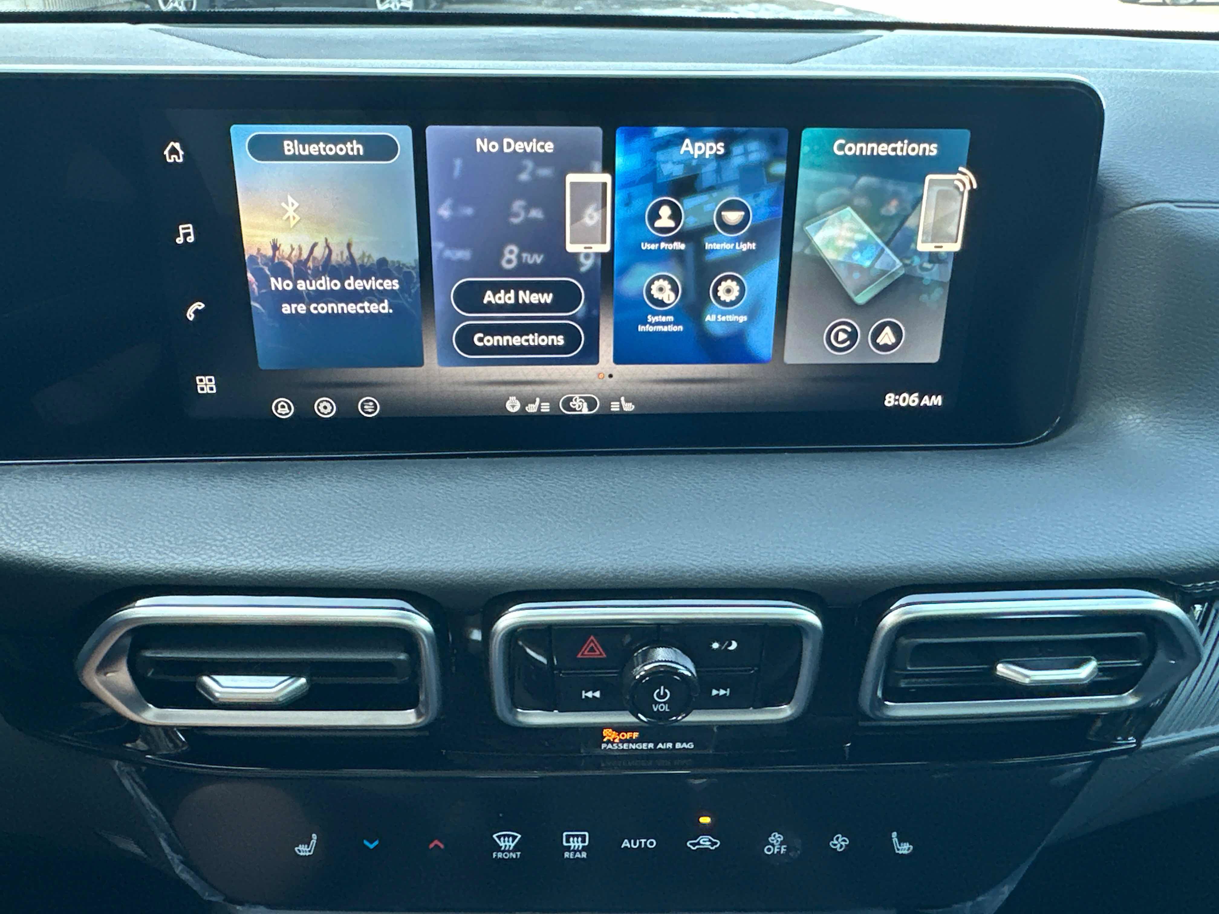 New 2026 Nissan Sentra SV w/ SV Convenience Package FWD image 32