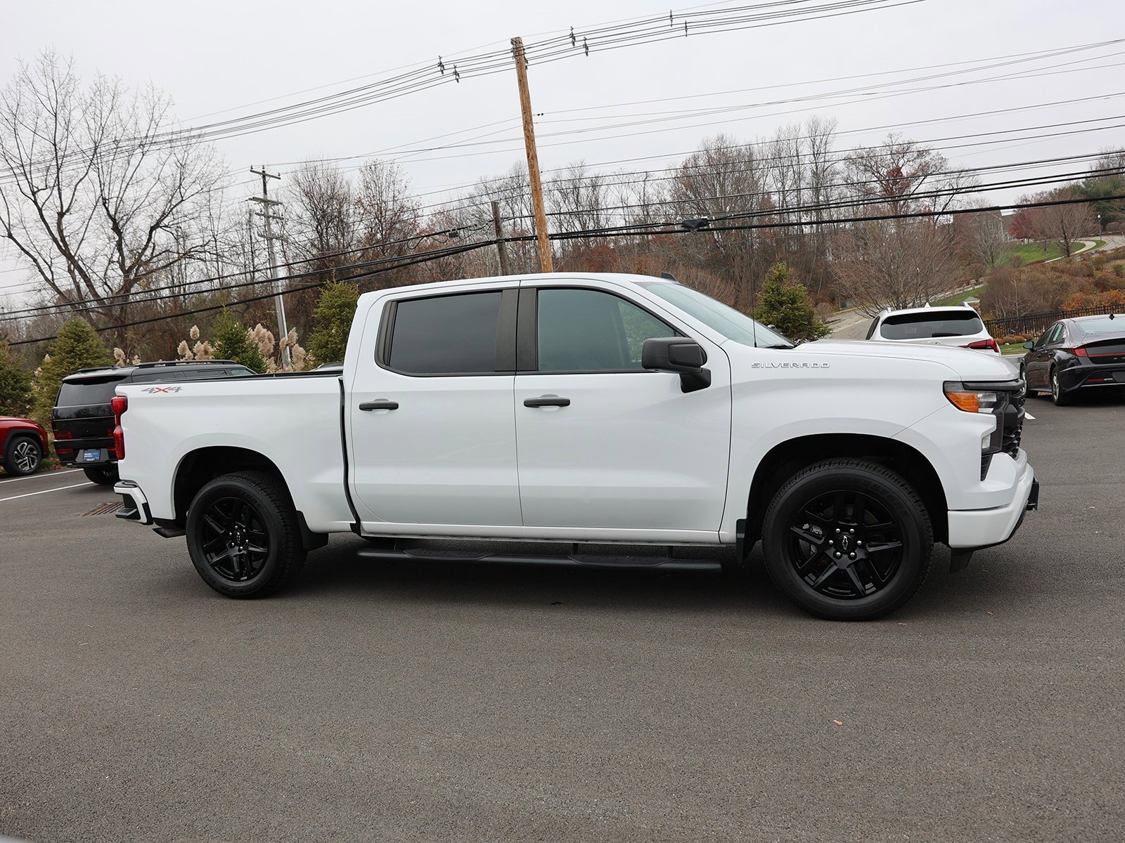 Used 2023 Chevrolet Silverado 1500 Custom image 8