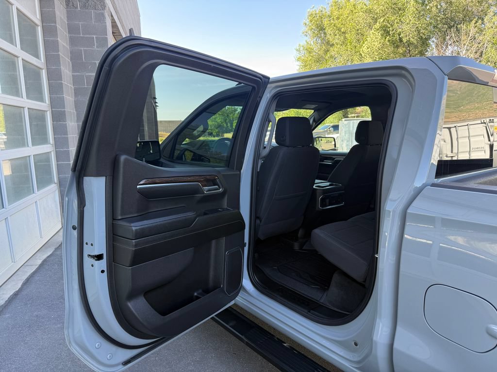 Used 2024 GMC Sierra 1500 Elevation w/ Preferred Package AWD/4WD image 33