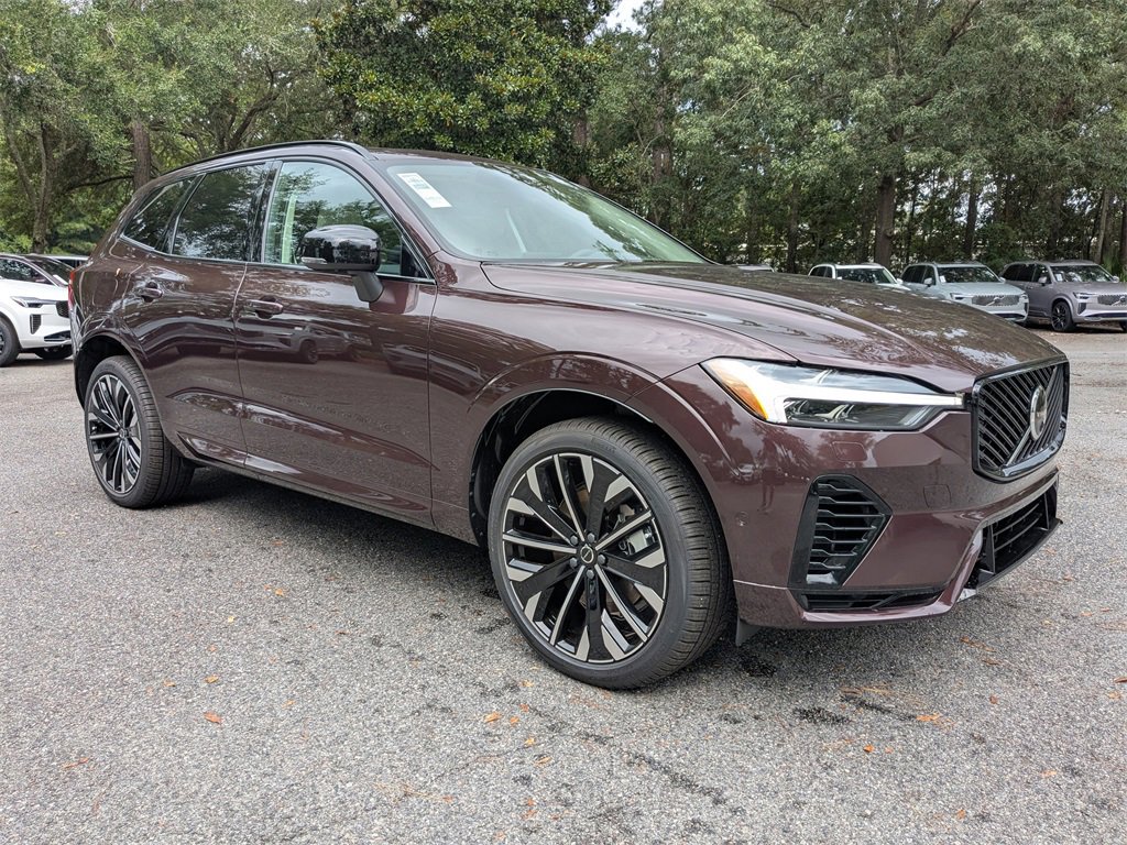 New 2026 Volvo XC60 T8 Ultra w/ Protection Package Premier image 2