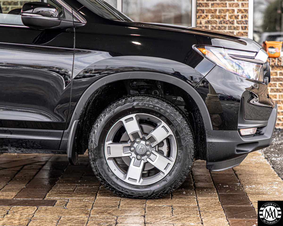 Used 2025 Honda Ridgeline RTL image 11