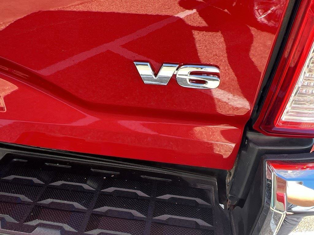 Used 2016 Toyota Tacoma SR5 image 31