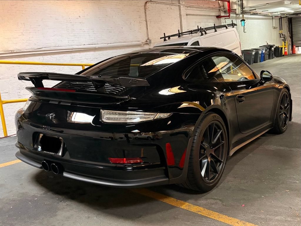 Used 2016 Porsche 911 Carrera GTS RWD image 14
