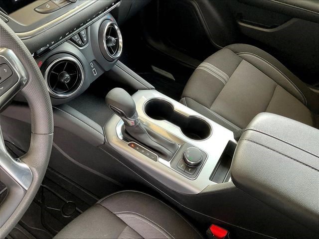 Used 2024 Chevrolet Blazer LT w/ Driver Confidence Package FWD image 18