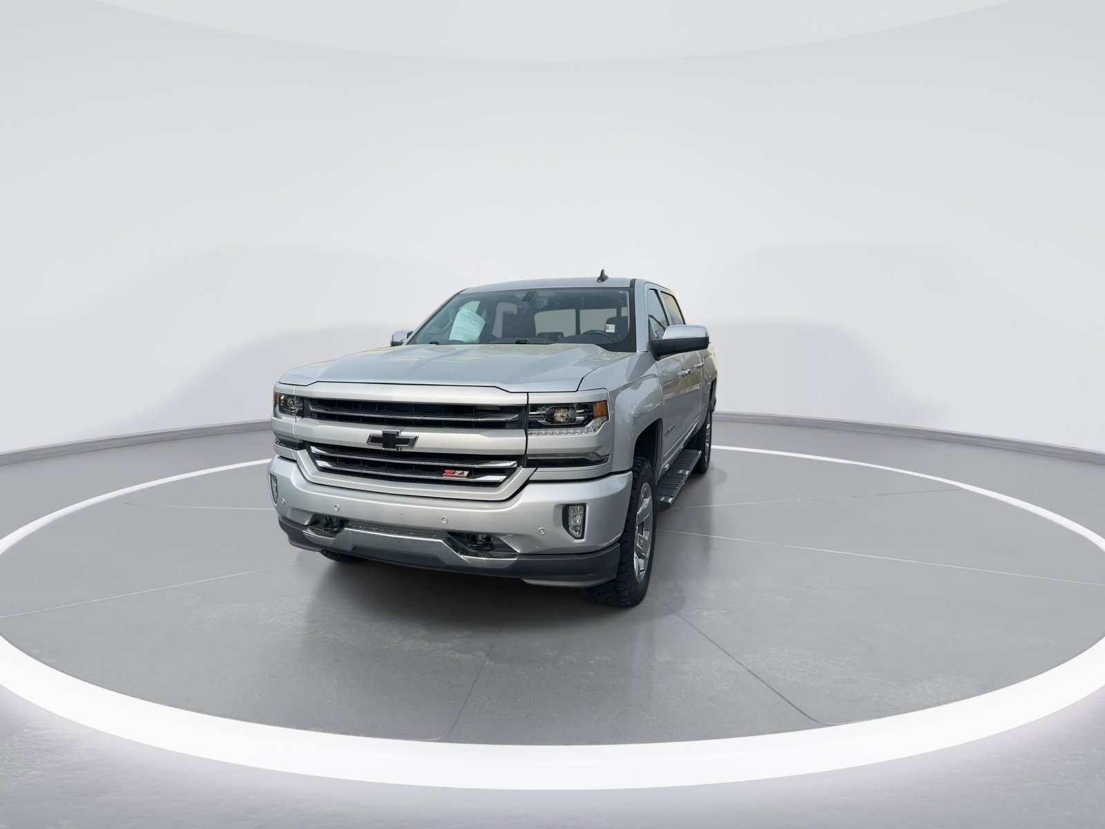 Used 2018 Chevrolet Silverado 1500 LTZ Z71 w/ LTZ Plus Package image 3