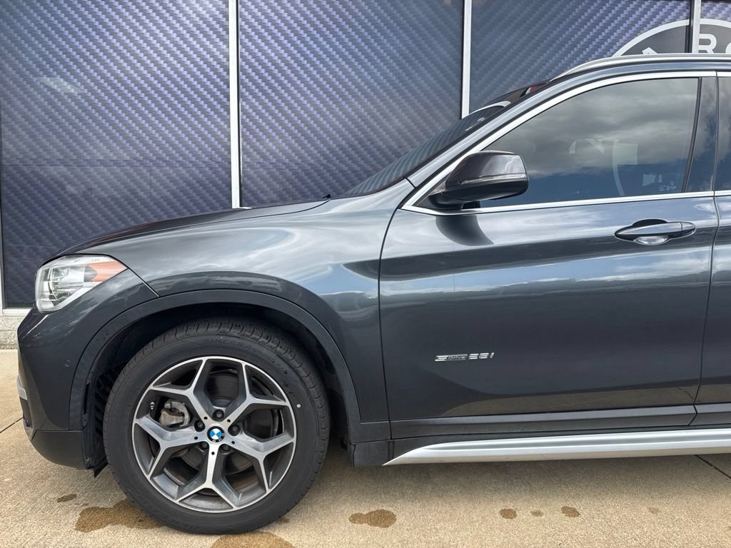 Used 2018 BMW X1 sDrive28i w/ Convenience Package FWD image 16