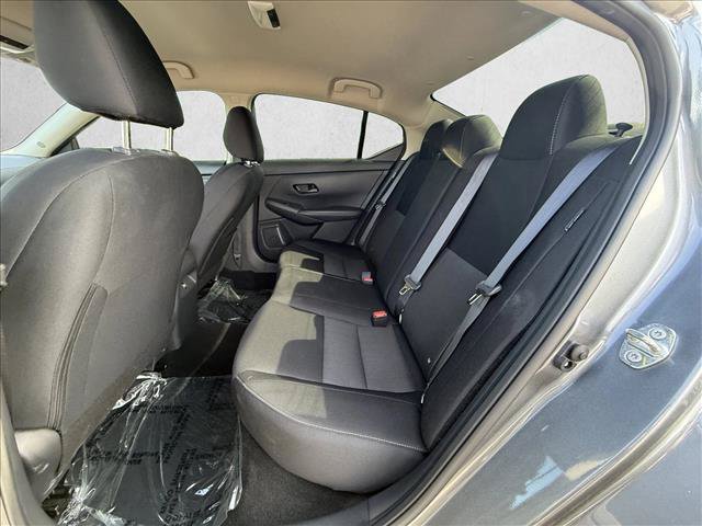 Used 2024 Nissan Sentra SV FWD image 21
