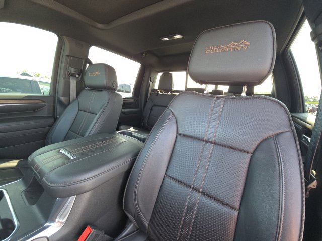 Used 2024 Chevrolet Silverado 3500 High Country w/ High Country Premium Package AWD/4WD image 24