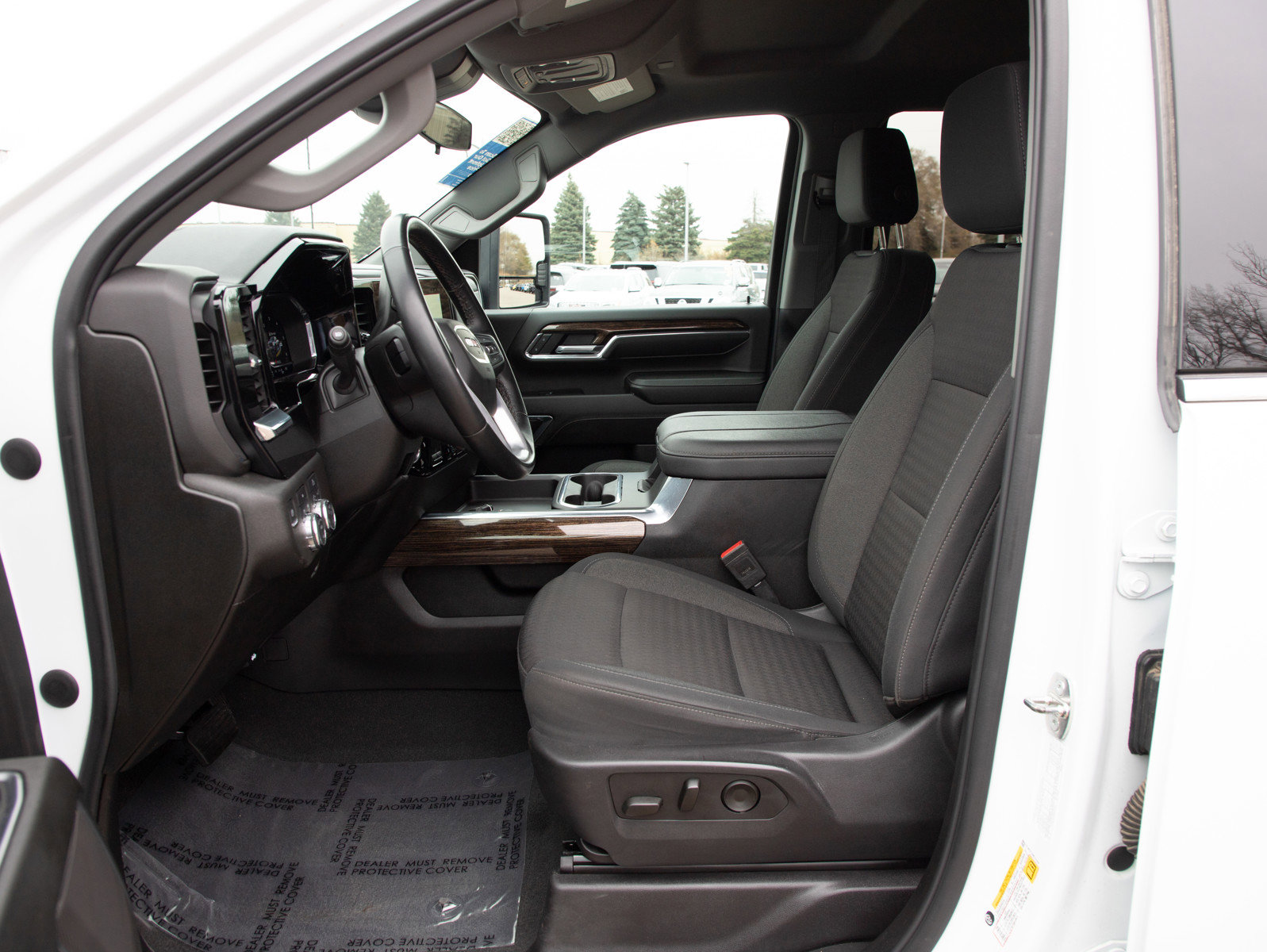 Used 2024 GMC Sierra 3500 SLE w/ SLE Value Package image 18