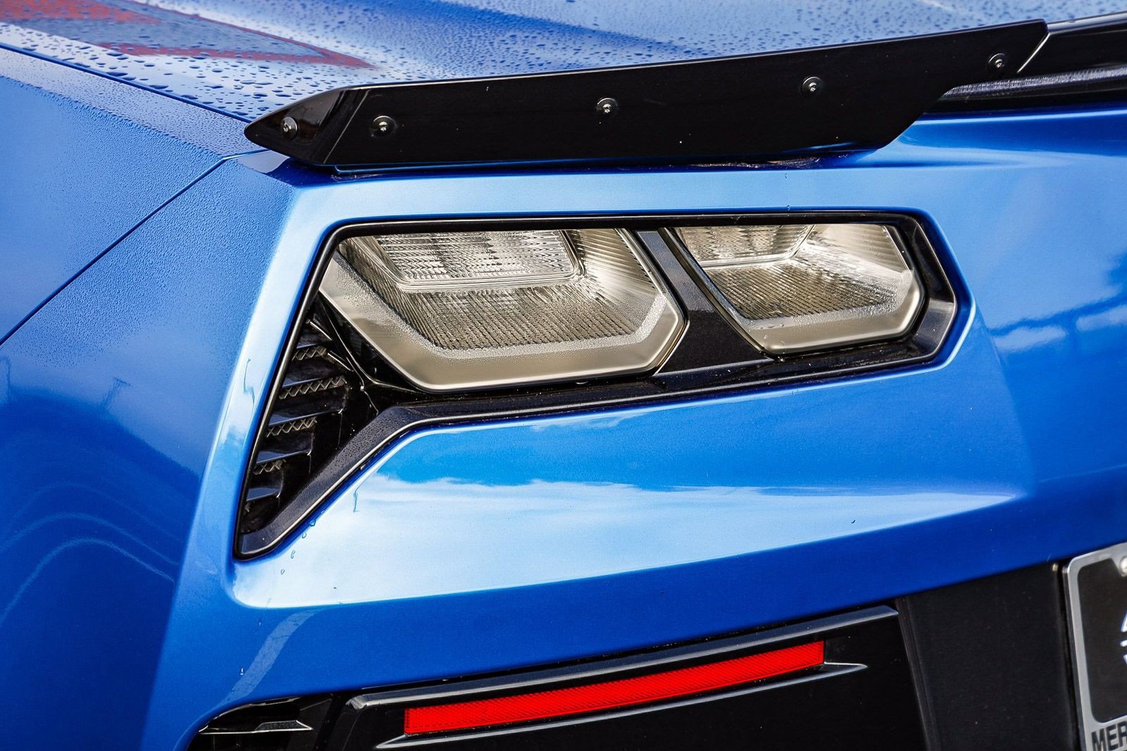 Used 2016 Chevrolet Corvette Z06 w/ 3LZ Preferred Equipment Group image 7