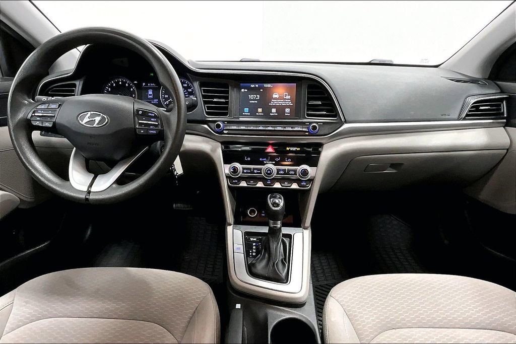 Used 2020 Hyundai Elantra SEL image 18