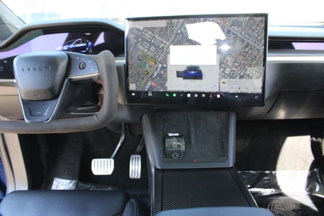 Used 2022 Tesla Model X Plaid image 23