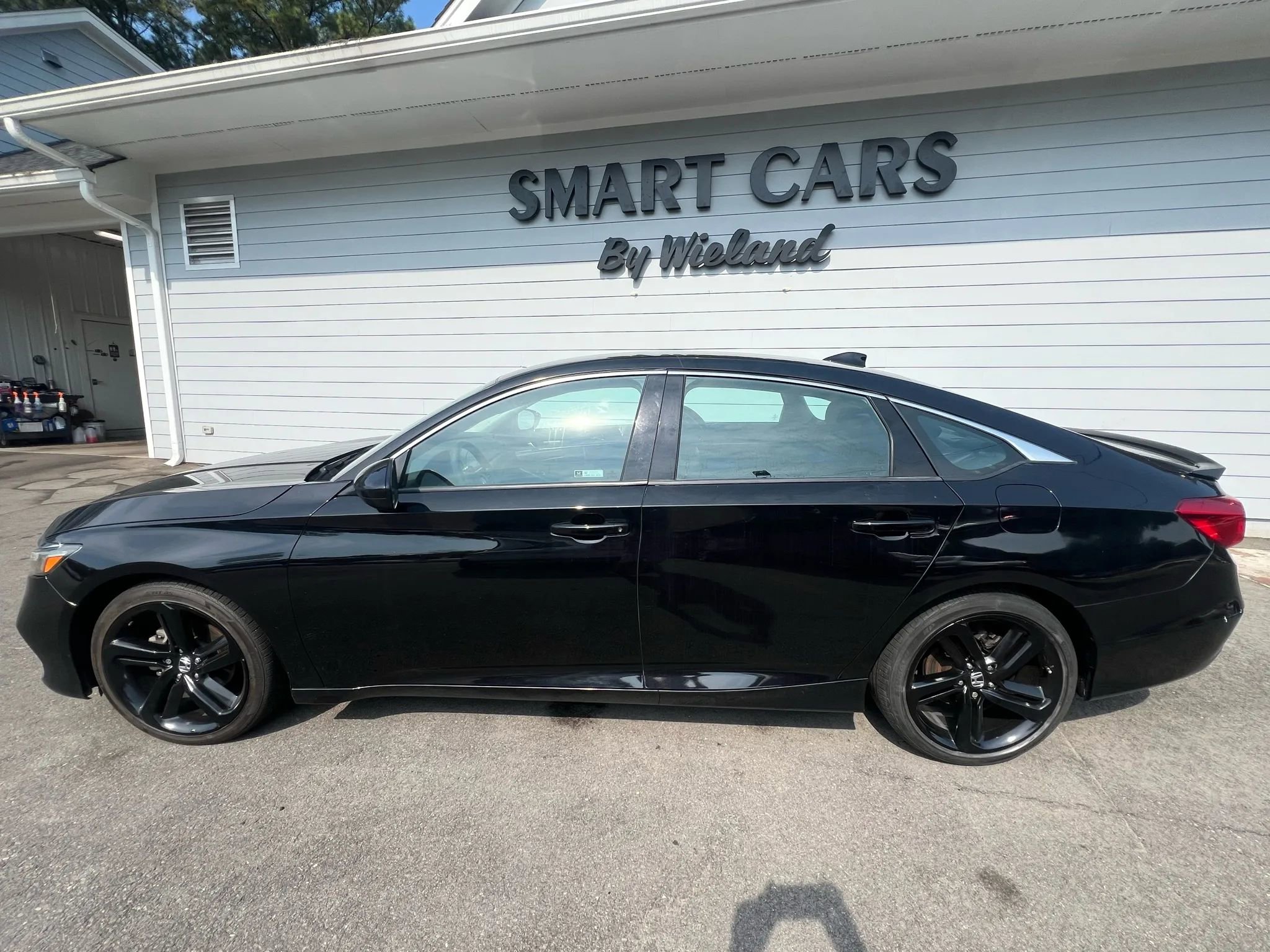Used 2019 Honda Accord LX image 2