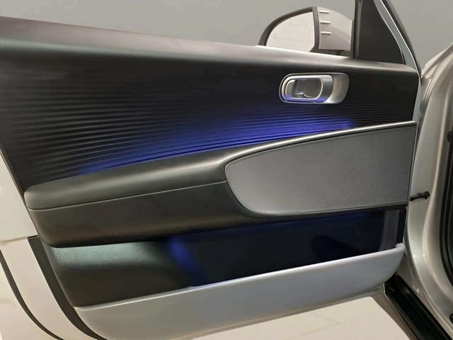 Used 2025 Hyundai Ioniq 6 SEL RWD image 16