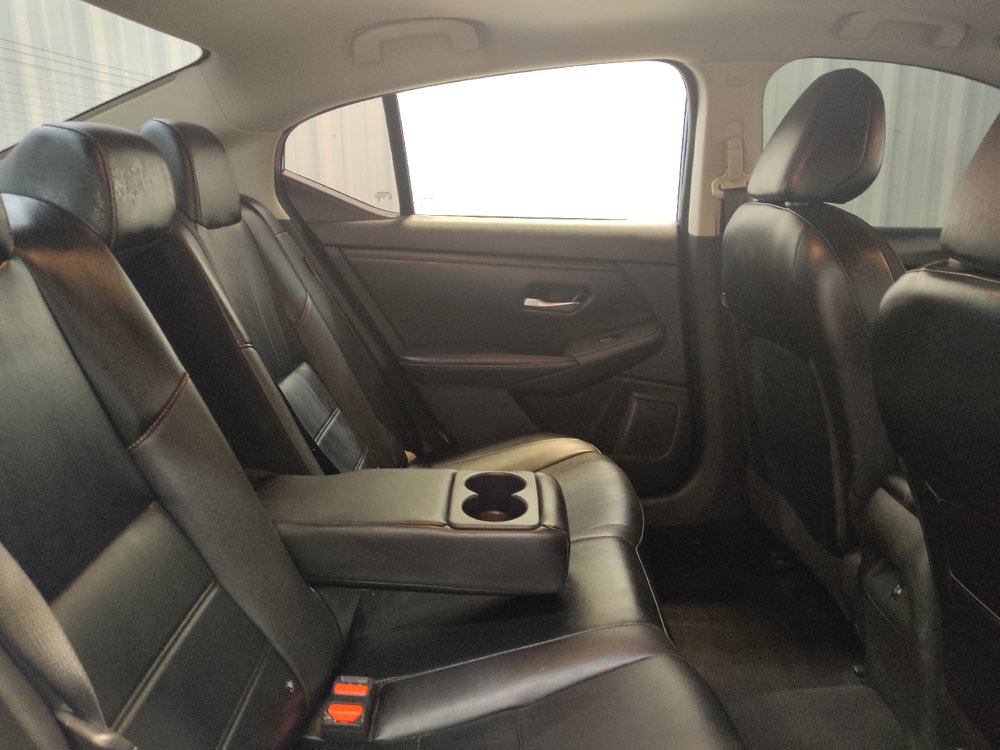Used 2023 Nissan Sentra SR w/ SR Premium Package FWD image 19