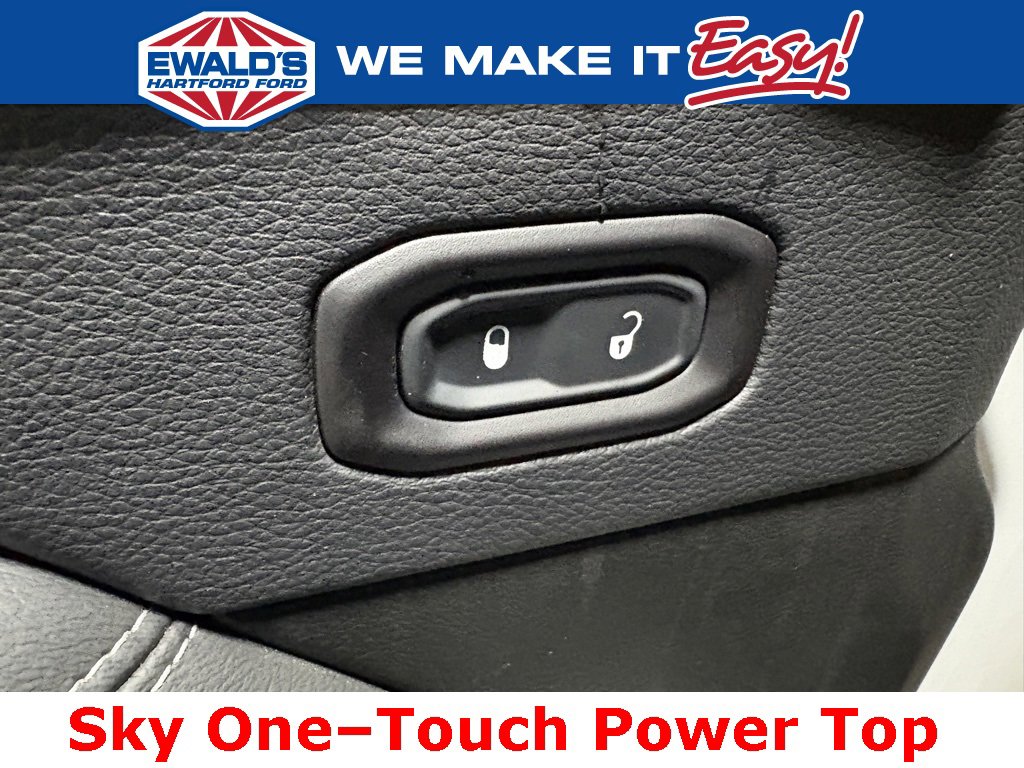 Used 2019 Jeep Wrangler Unlimited Sahara image 19