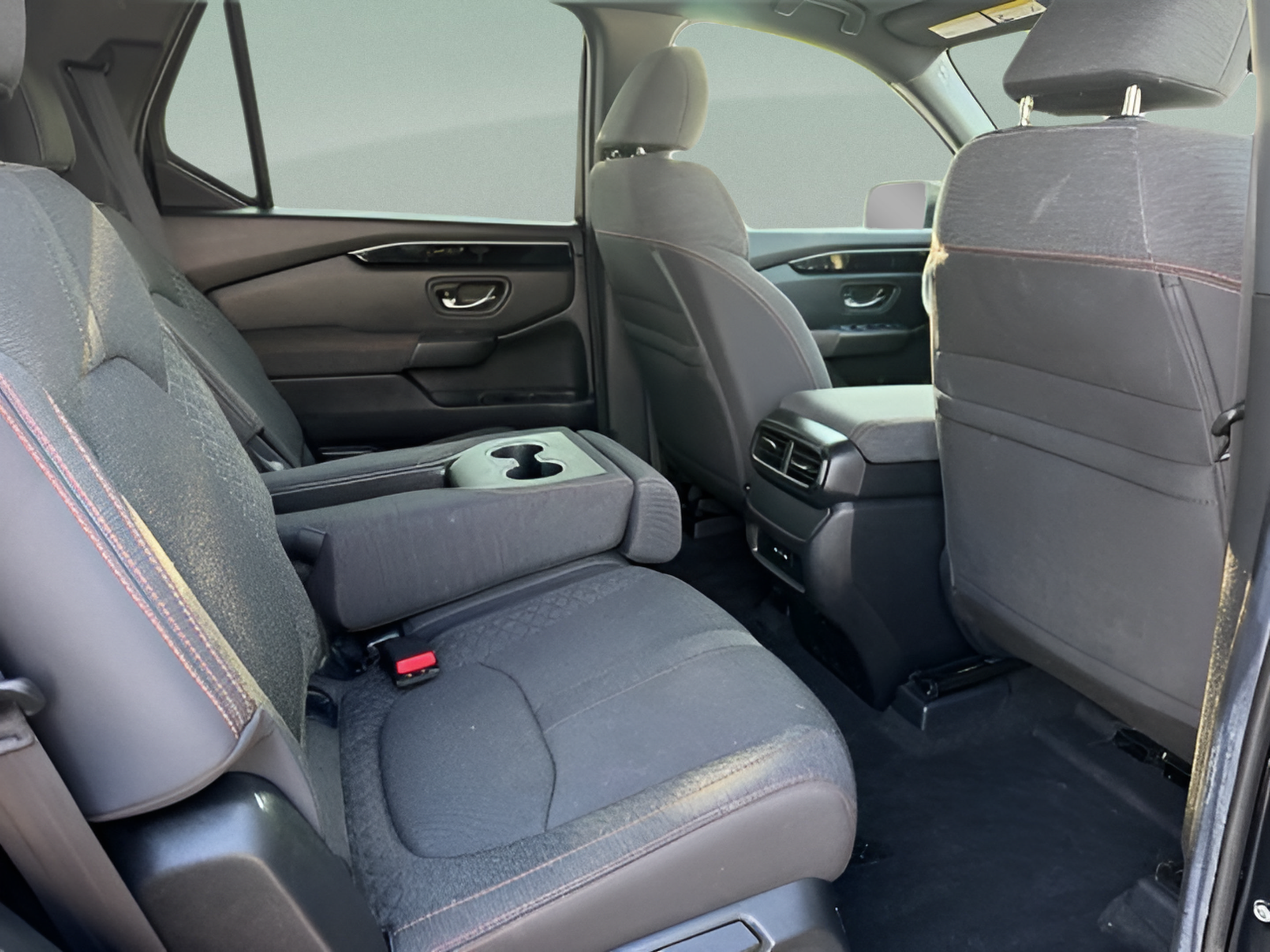 Certified 2025 Honda Pilot Sport image 28