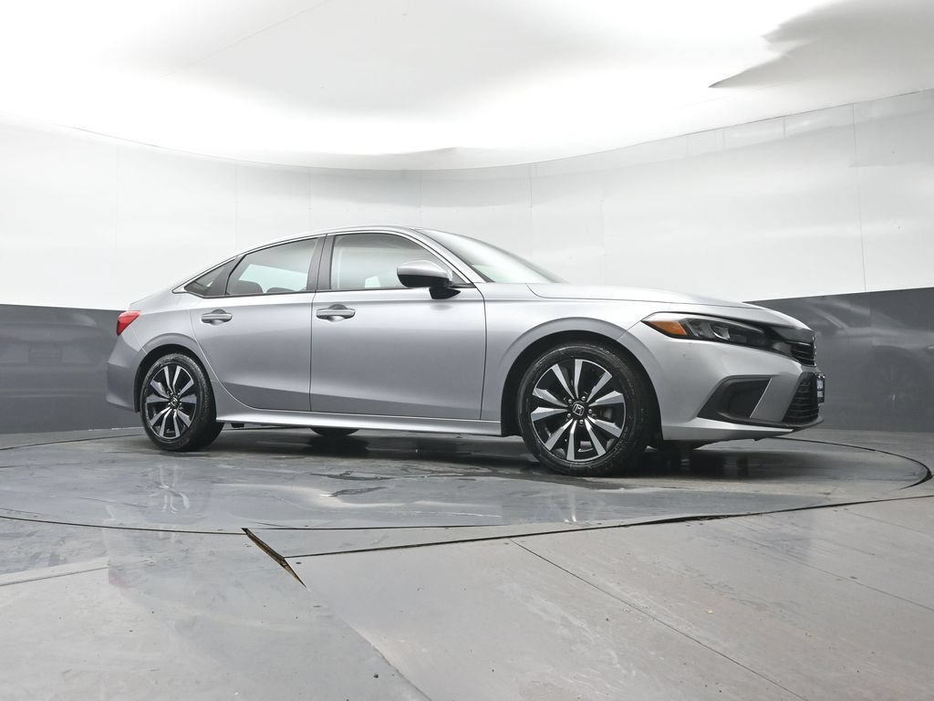 Certified 2023 Honda Civic EX image 32