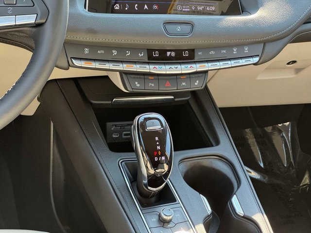 Certified 2023 Cadillac XT4 Premium Luxury w/ LPO, ONYX Package AWD/4WD image 4