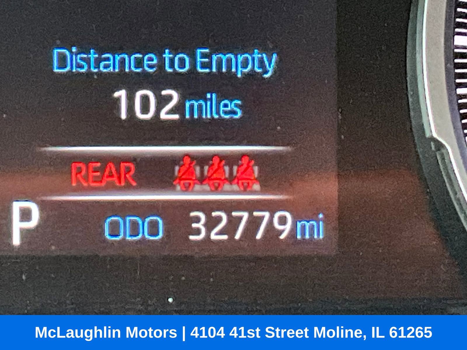 Used 2021 Toyota RAV4 XLE w/ XLE Grade Weather Package image 18