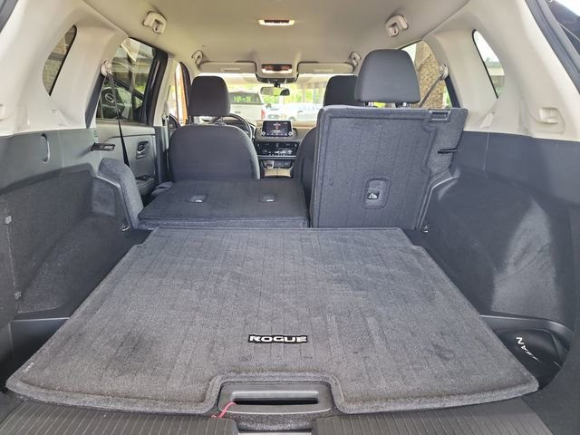 Used 2023 Nissan Rogue SV FWD image 21