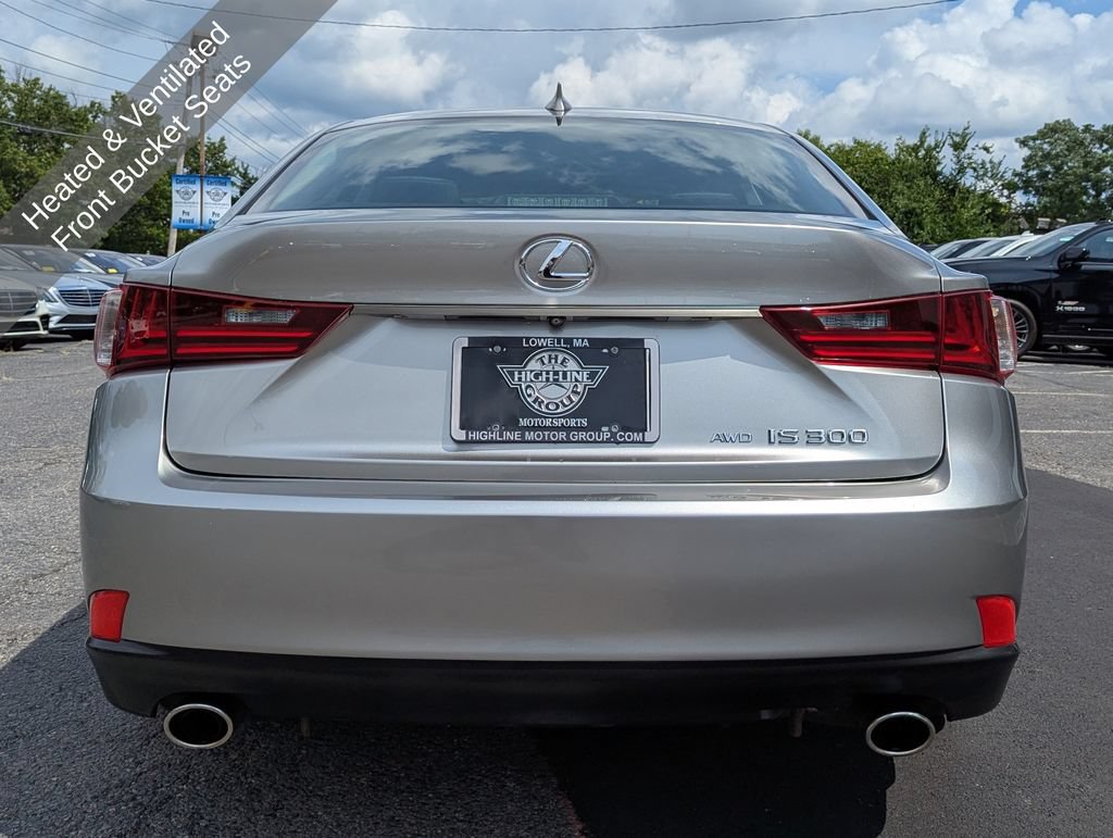 Used 2016 Lexus IS 300 AWD w/ Premium Package image 10