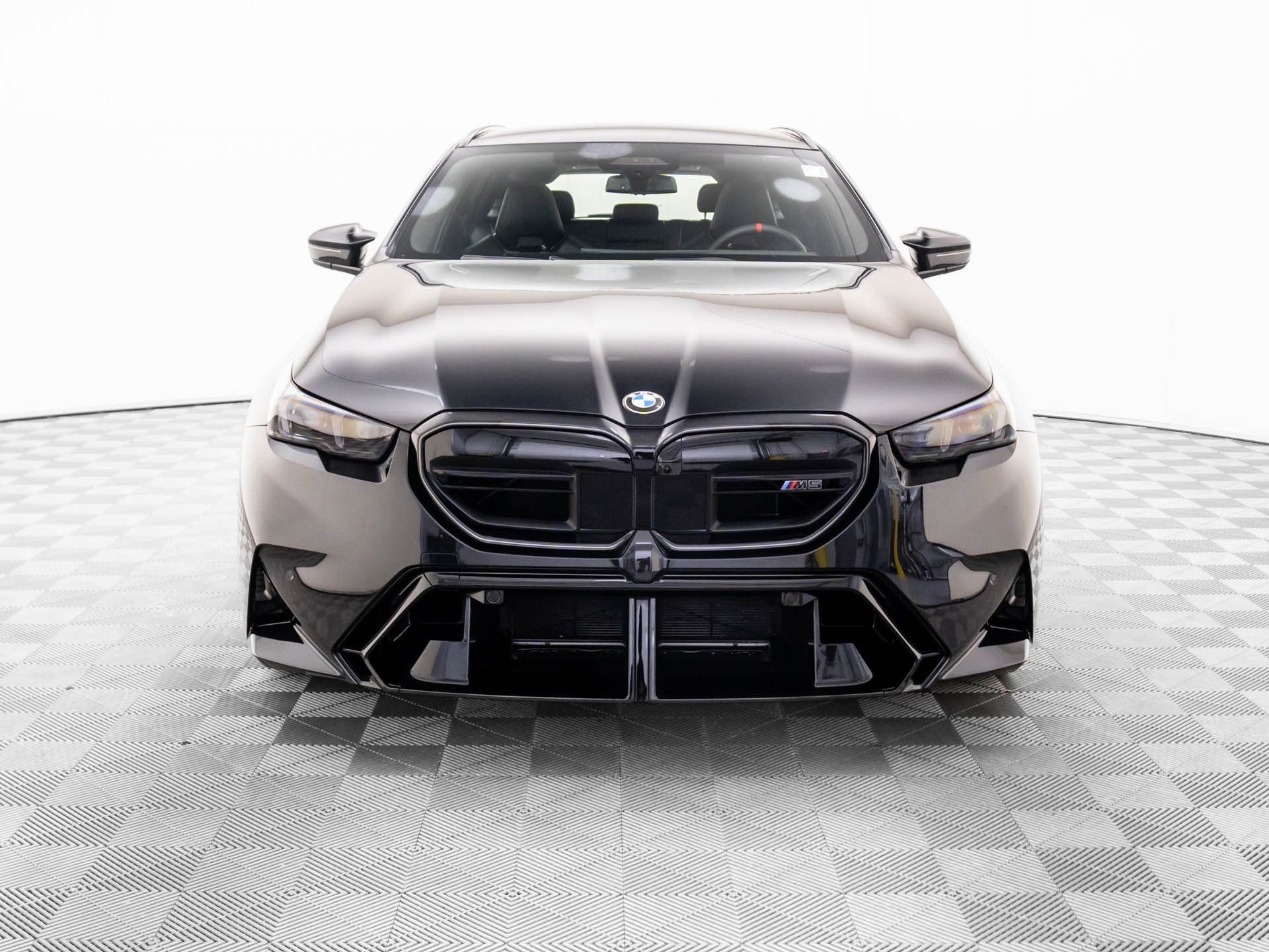 Used 2026 BMW M5 Touring image 10