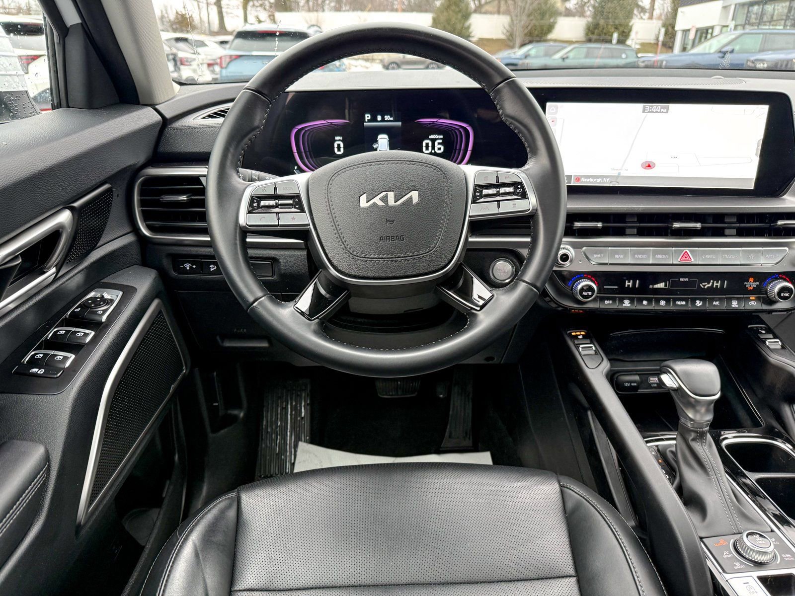 Certified 2024 Kia Telluride S w/ S Sunroof Package image 36