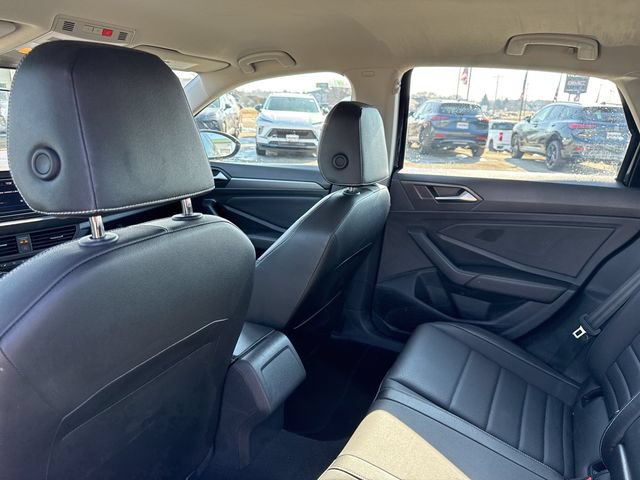 Used 2024 Volkswagen Jetta SE FWD image 35